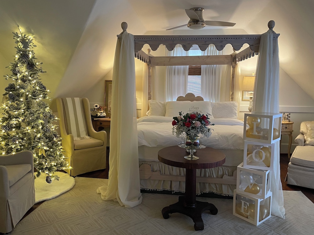 Chesnut Cottage Inn