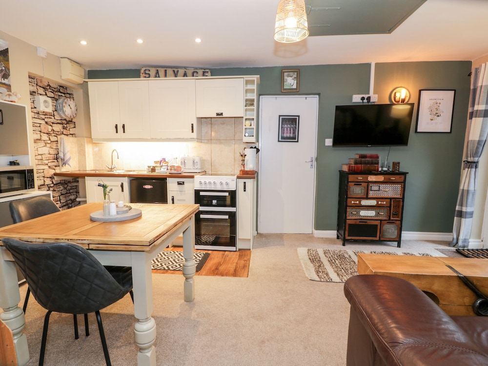Cwm Caeth Cottage