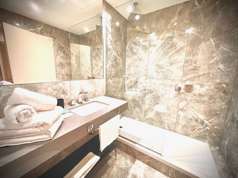 Luxury Apartments in Deco Recoleta by Apartments Bariloche