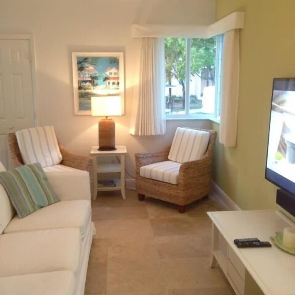 Luxury Custom Villa 210 At Resorts World