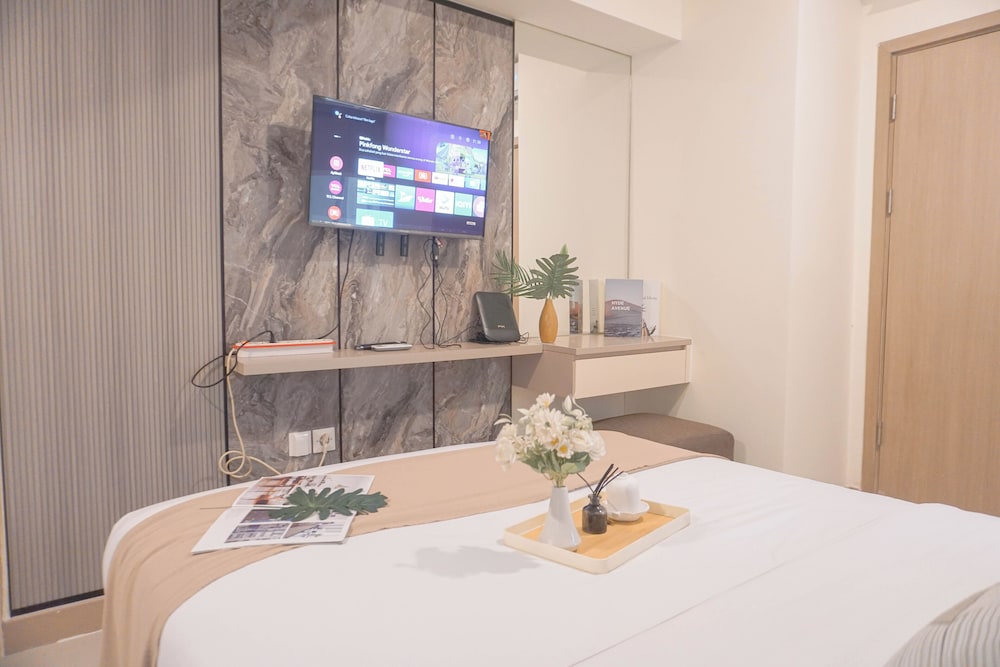 Homey And Minimalist Studio Apartment Meikarta
