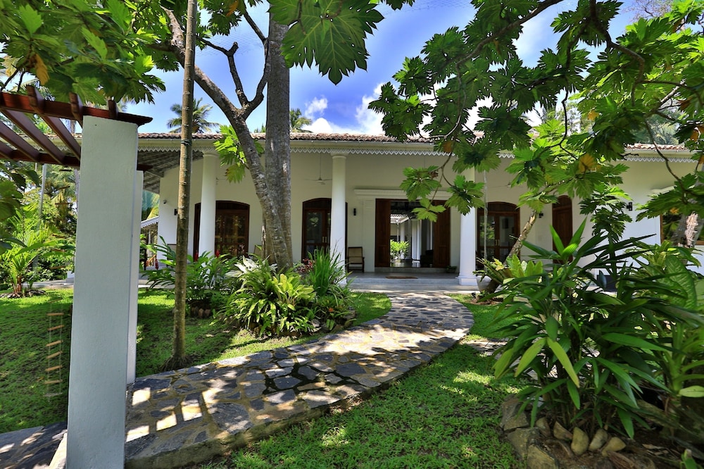 Amara Villa
