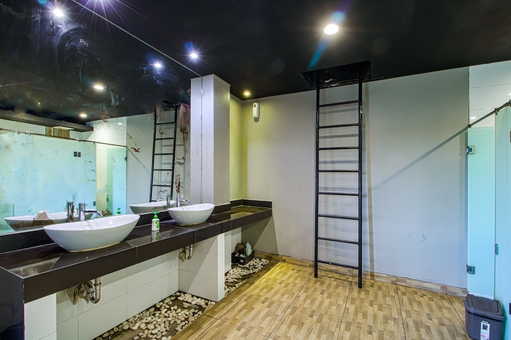 My Studio Hotel Juanda Airport Surabaya - Hostel, photo 16