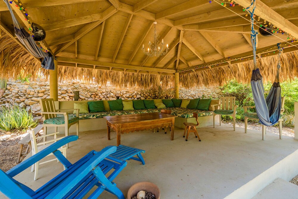Nature Private Pool Gazebo Outdoor Dining