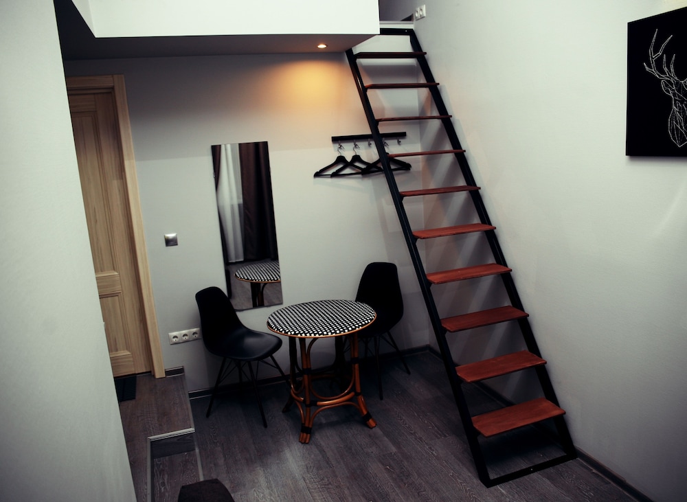 Apartment at the Red Bridge