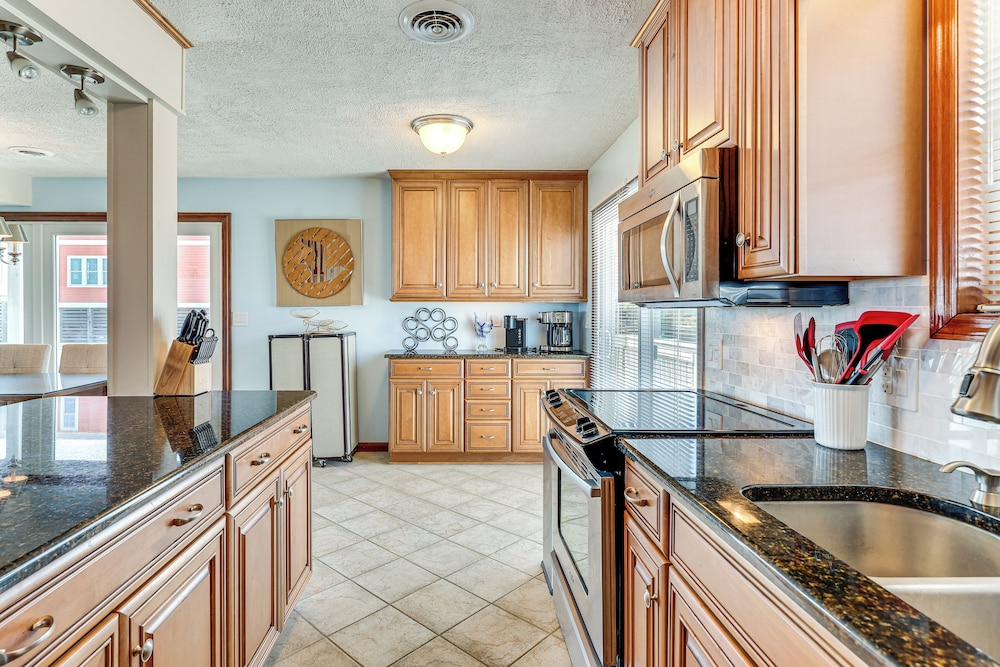 Deck & View: Oceanfront Oasis in Oak Island!