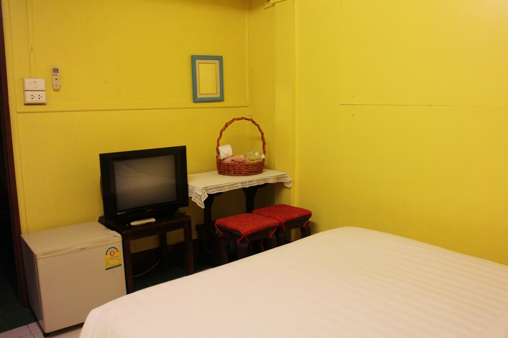 Baan Bua Homestay - Hostel