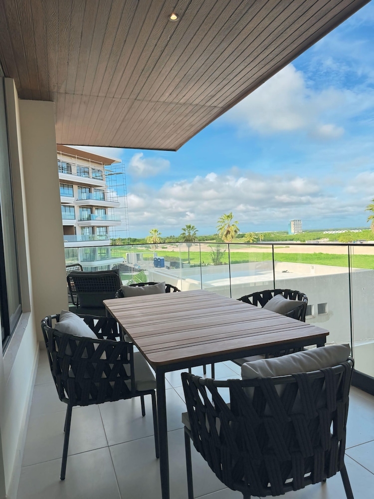 Brand new apt w 2 Bedrooms Terrace in Cap Cana