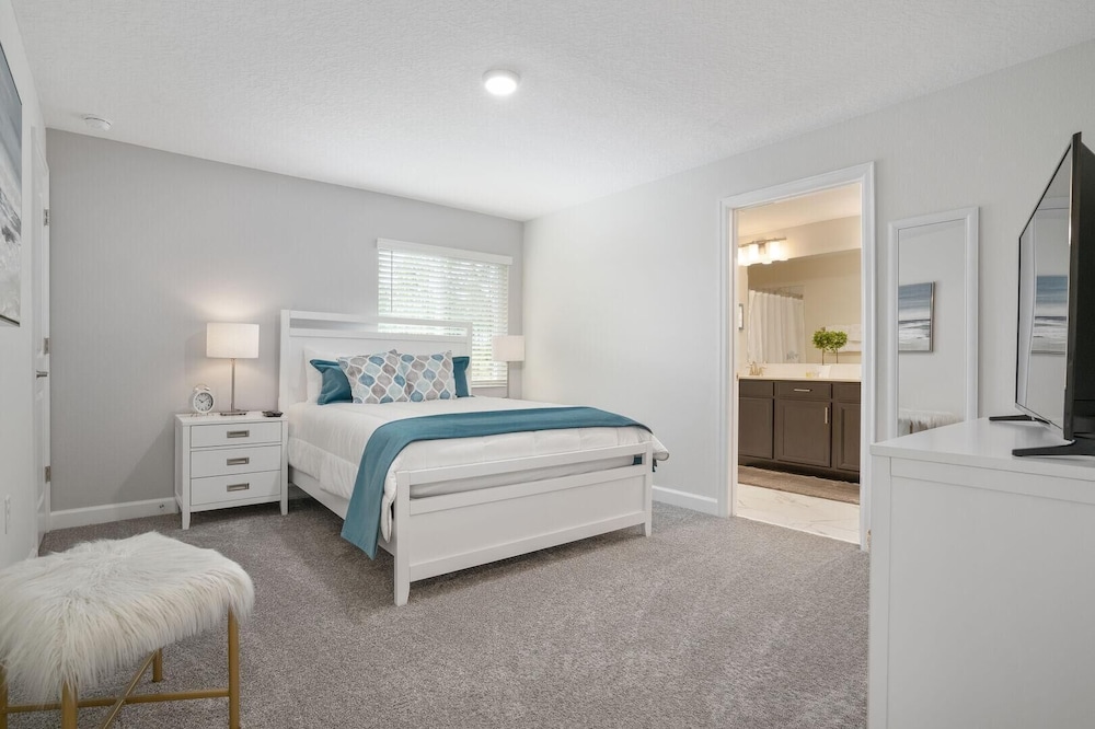 272oca -the Retreat at Championsgate view 4