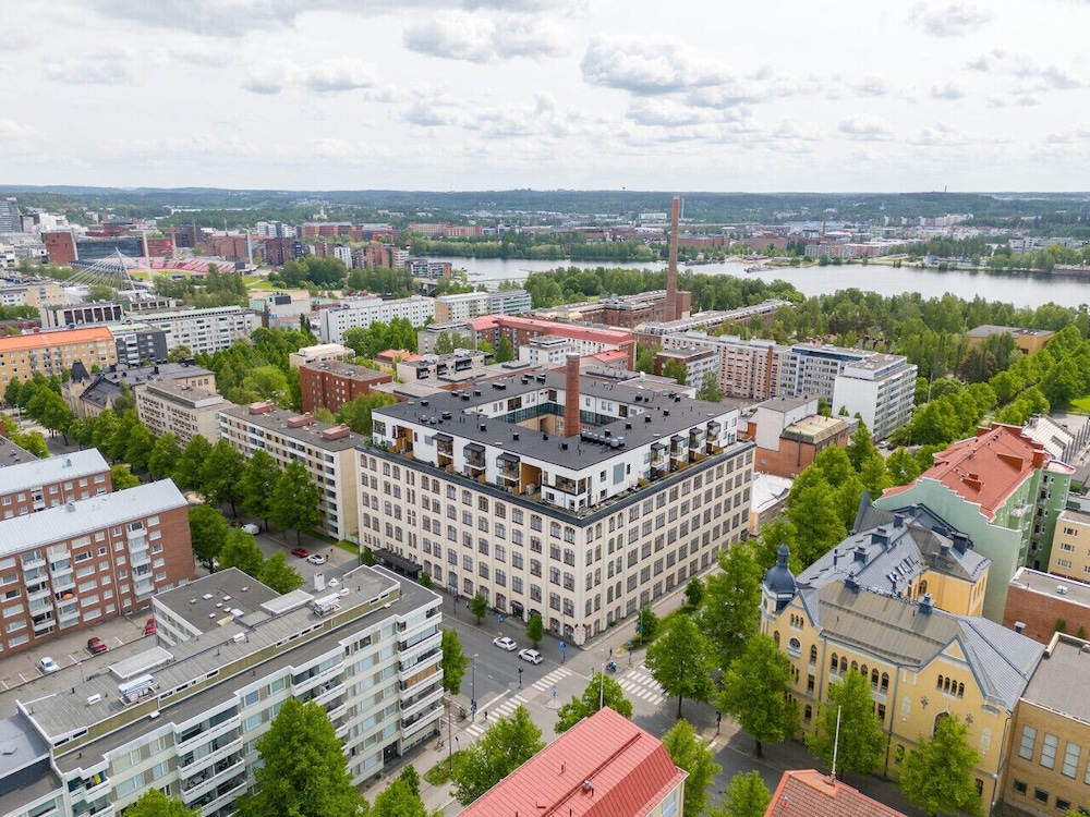 Homelike 1BR Apt with Sauna & Balcony at Pyynikki
