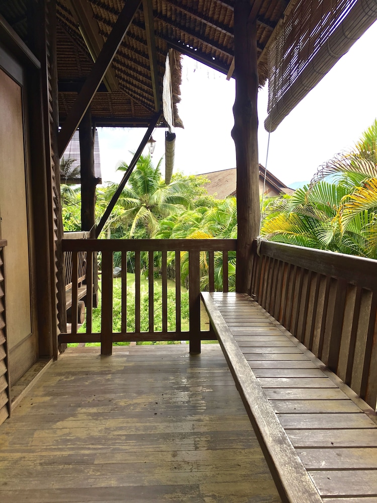 The Waterway Villa