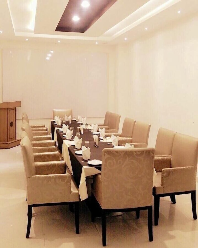Meetings & Events