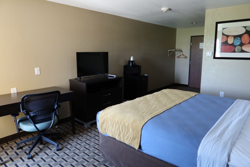 West Worth Inn and Suites