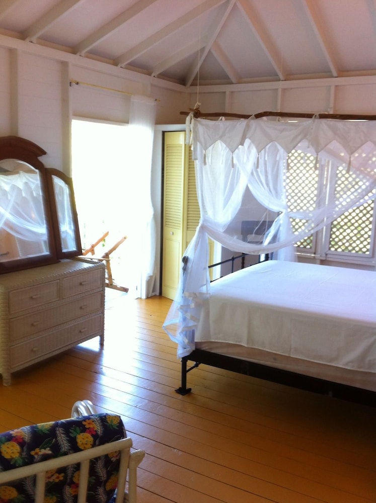 Galley Bay Cottages - Property Image 55