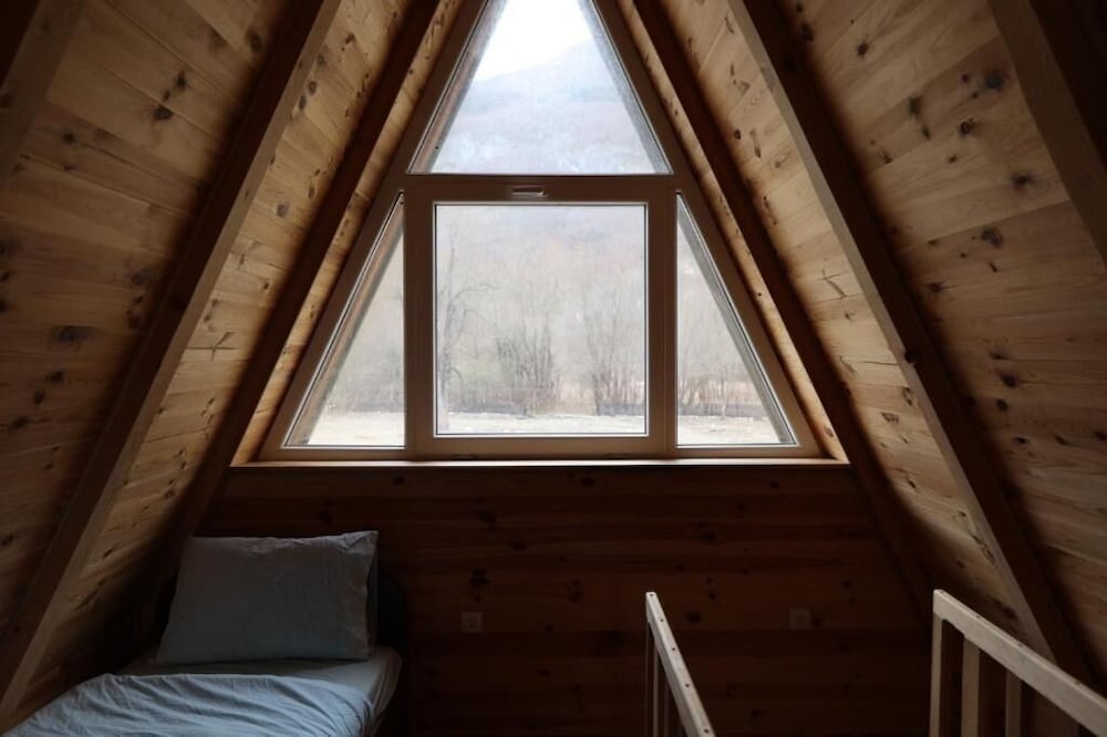 Royal View Lodge