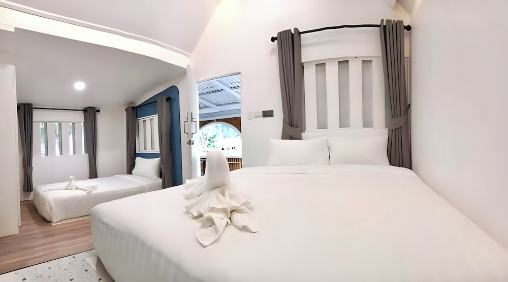 PAN Beachfront Resort Krabi