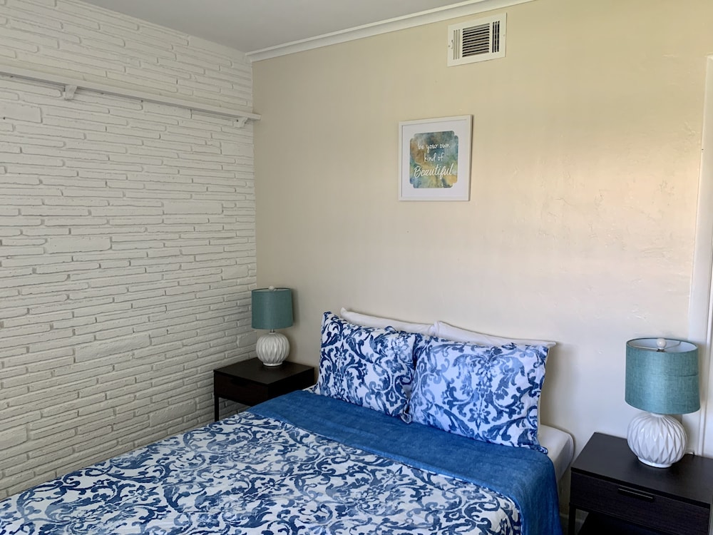 Atlantic Beach & Harbor Resort