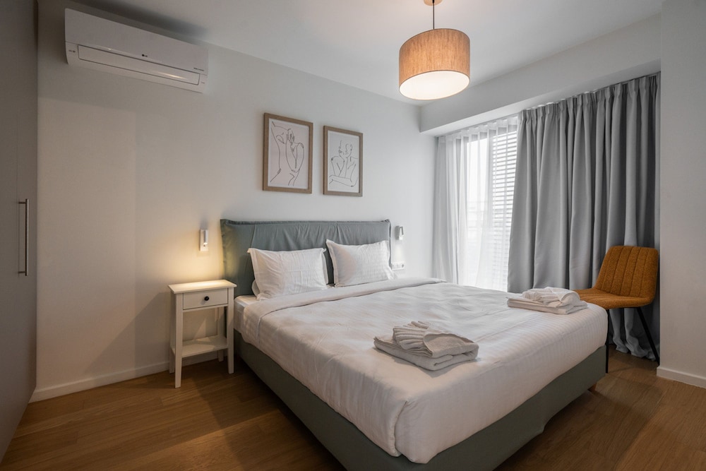 LIV Athinum 1 - Luxury Apartment 4B