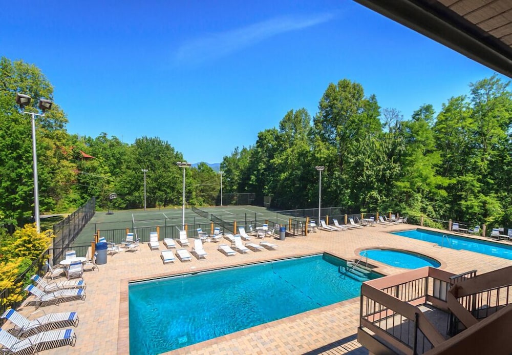 Birdsong by Jackson Mountain Rentals