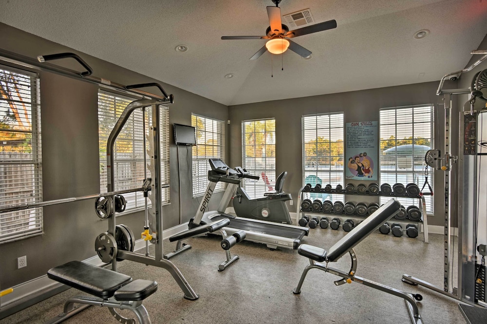 15 Mi to Wdw: House in Clermont Resort Community!