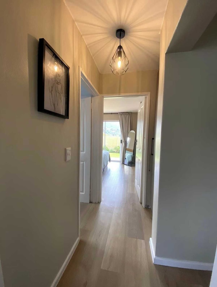 2 Bedroom Ground Floor Apartment Princess Beach Club Houtbay