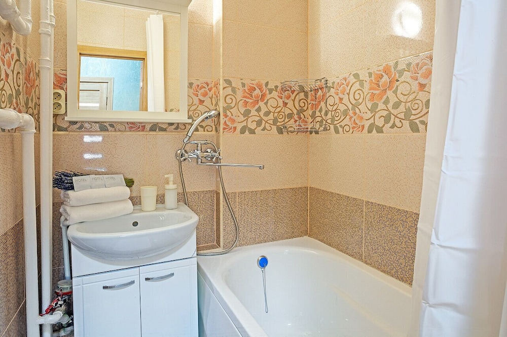 Lux Apartments Strelbishchenskiy