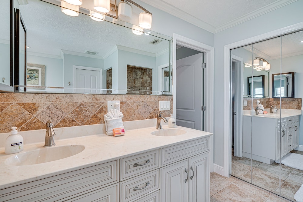 Sun-kissed Cape Coral House w/ Private Pool Oasis view 5