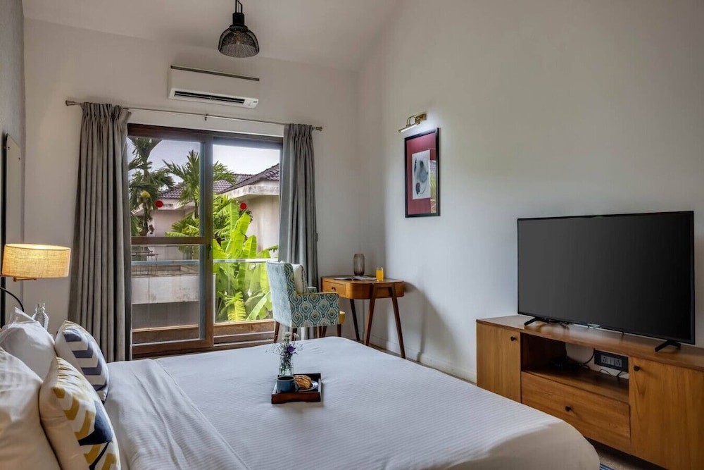 Villa Ayana 5bhk With Pool and Near the Beach