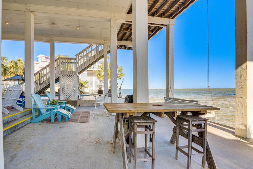Gorgeous Galveston Bay Home w/ Private Pool! view 4