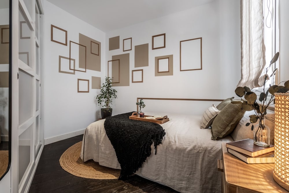 Lora - 2 Bedroom Apartment in Almagro