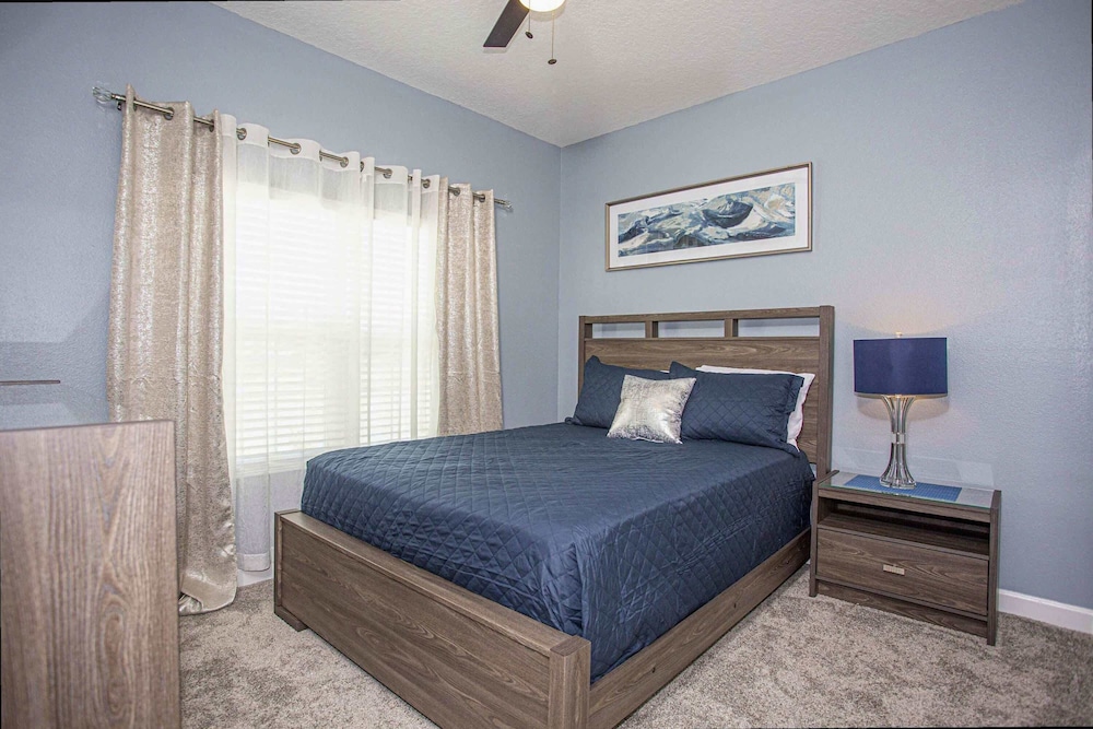 5BR Private Pool Resort Amenities Near Disney
