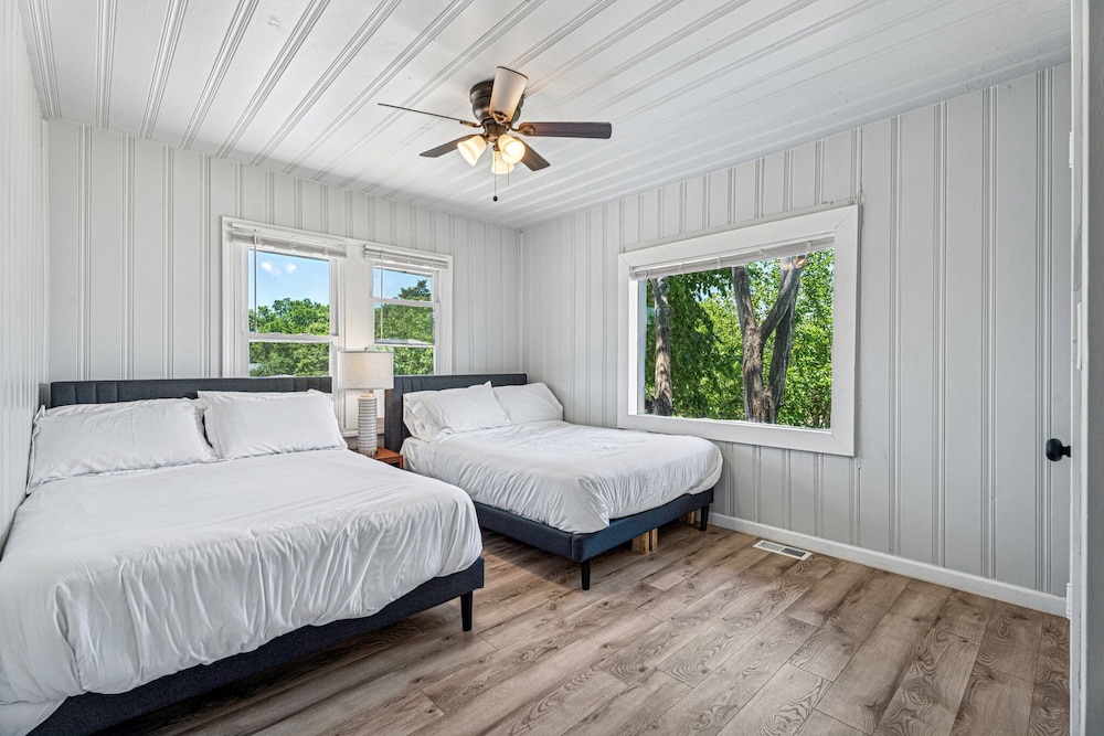 OKC 6BR Pet-friendly Near Penn Square 60