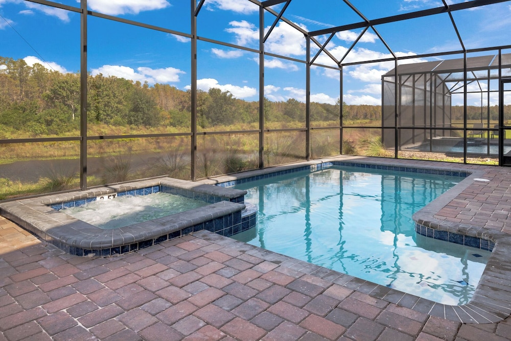 Awesome 8BR Villa Disney Arcade Pool