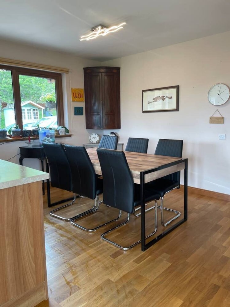 Beautiful Hillside Apartment Near Elgin, Scotland view 5