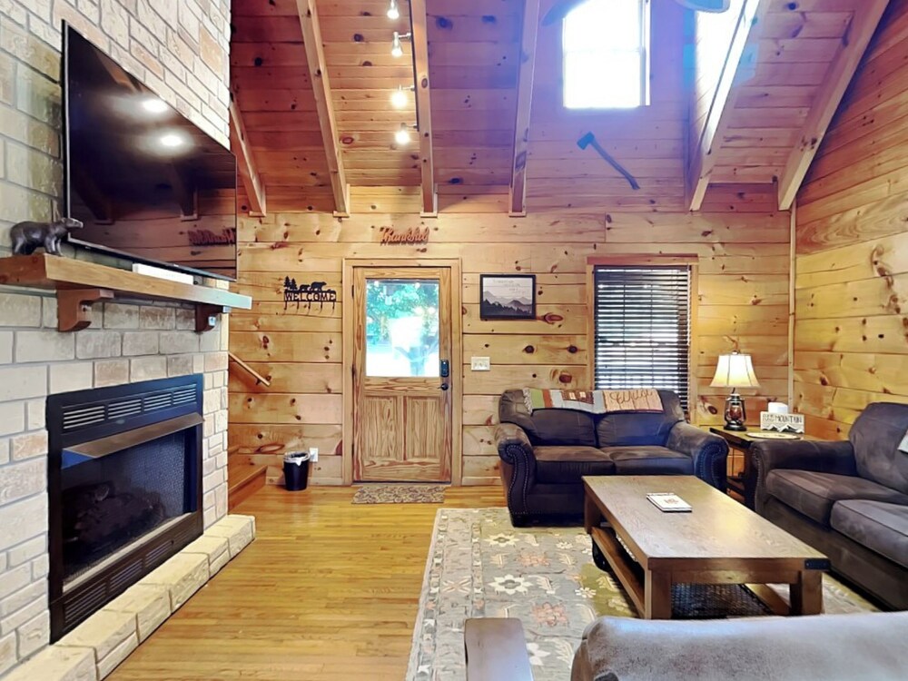 Mulbeary Mountain Cabin