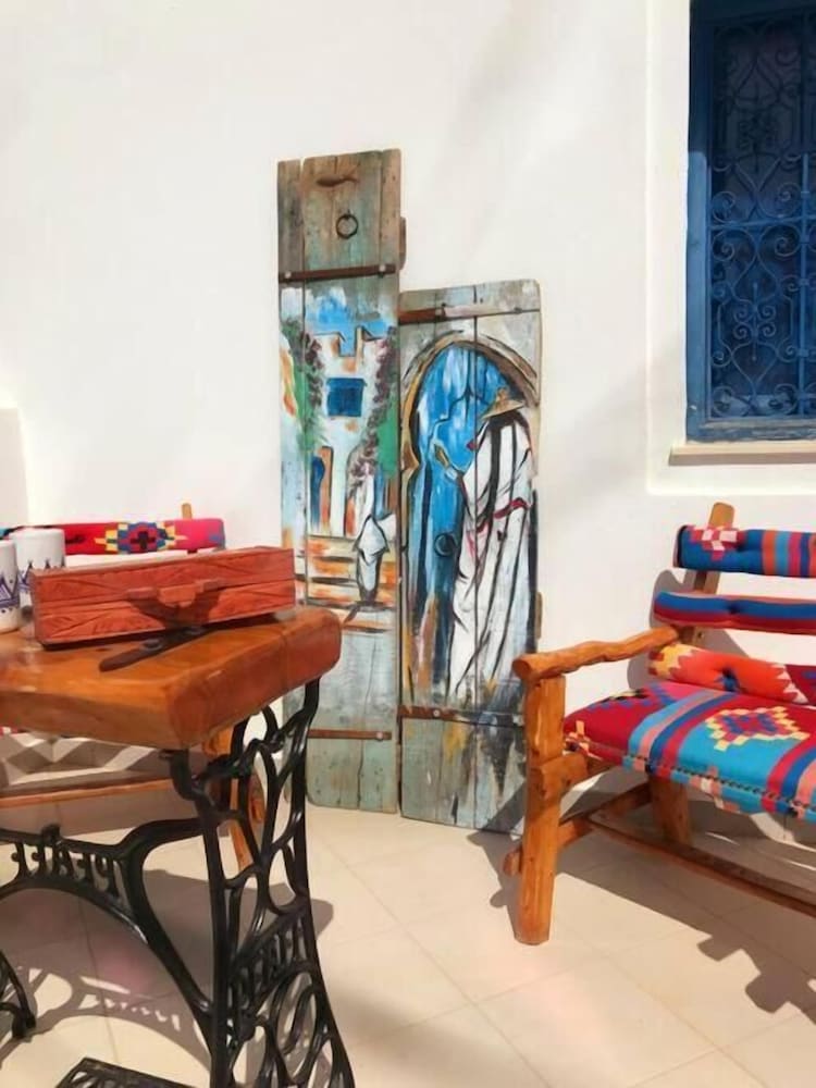 Charming Villa in Midoun, Tunisia With Private Entrance and Stunning Garden View