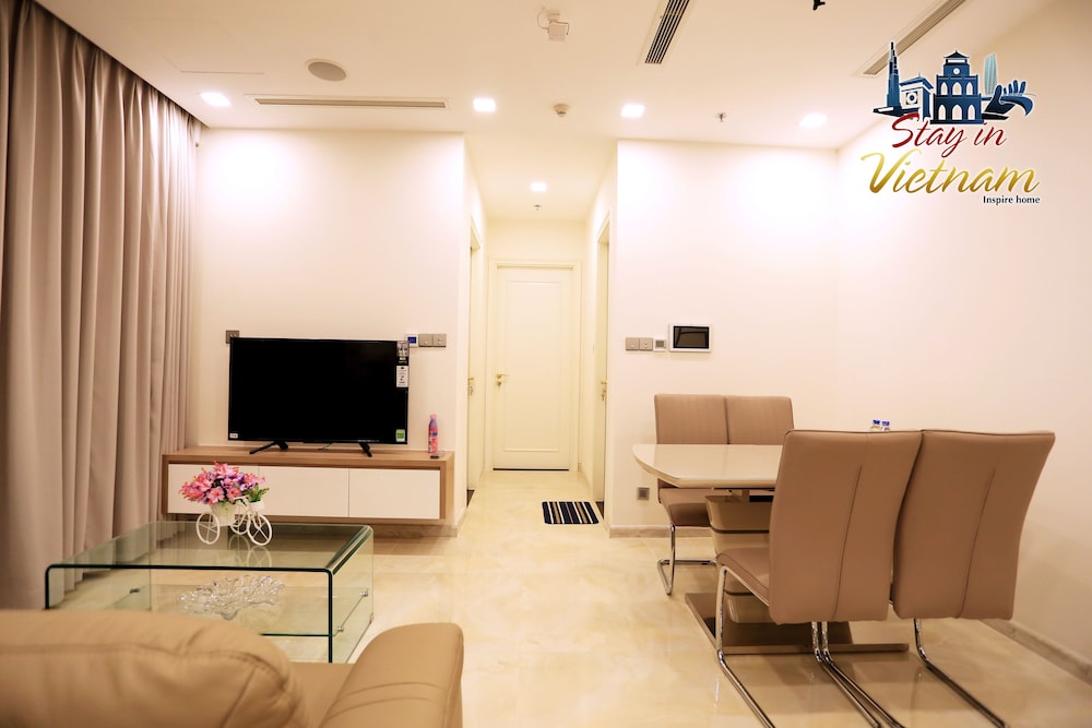 Stay In Vietnam Vinhomes Golden River
