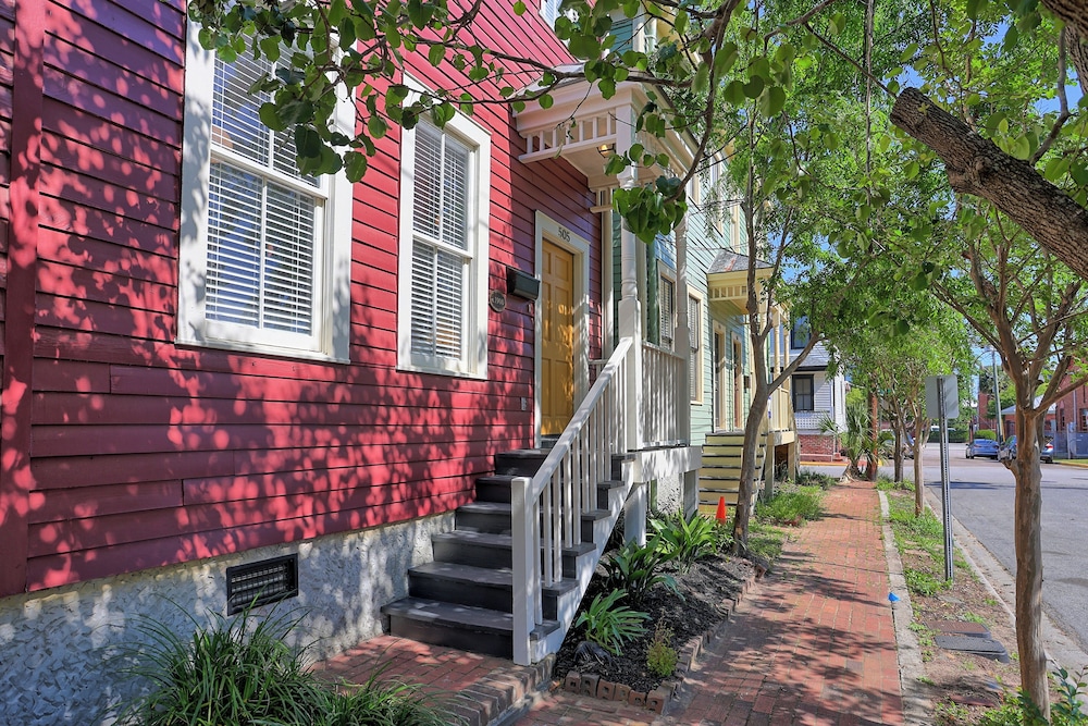 Quiet Historic Corner Home Near Downtown