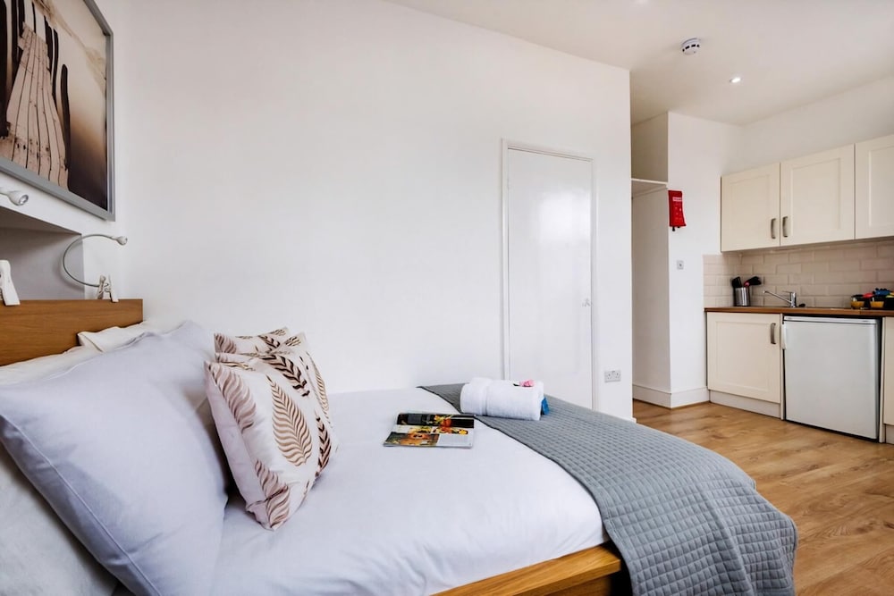 The Armadale Road Residence III