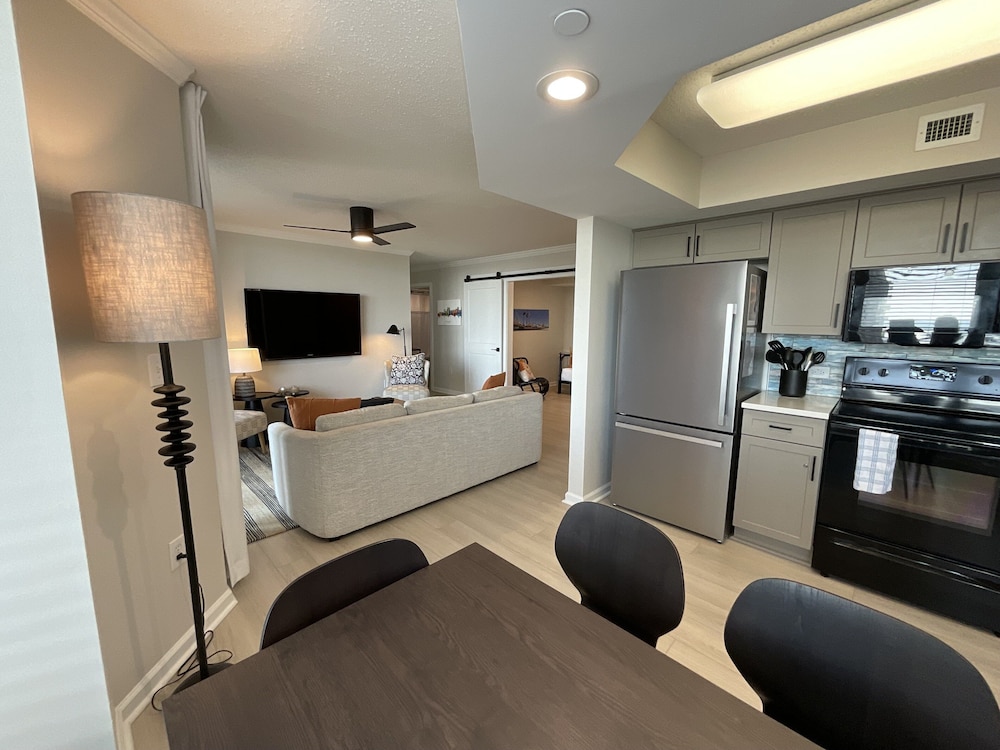 504 Brighton 2 Bedroom Condo