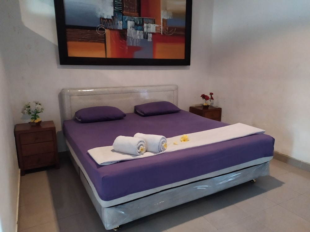 Twenty4Seven Bed & Breakfast - Hostel