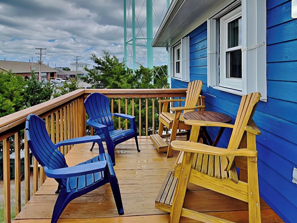 Happy Days by Topsail Realty