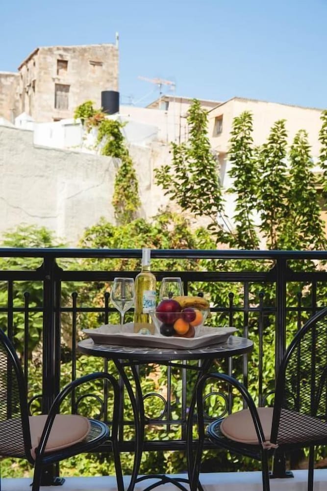 Nival Luxury Suites
