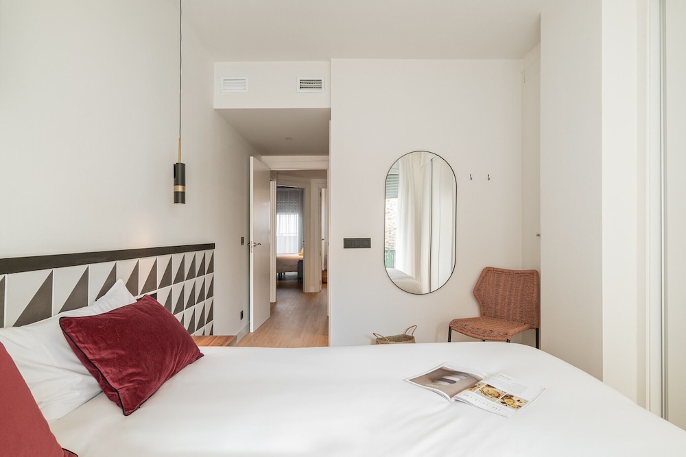 Port Forum Apartments By Olala Homes