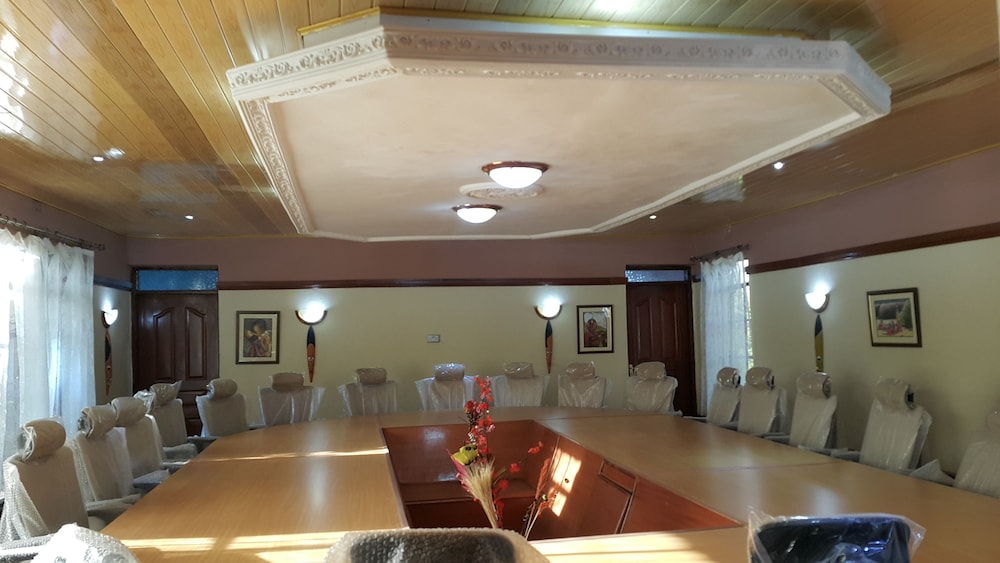 meeting & event spaces