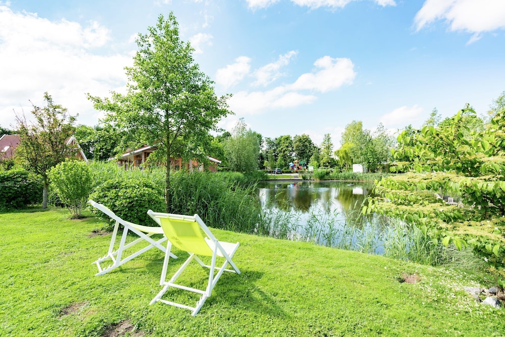 Villa in Biddinghuizen by Lake Vulwe view 2
