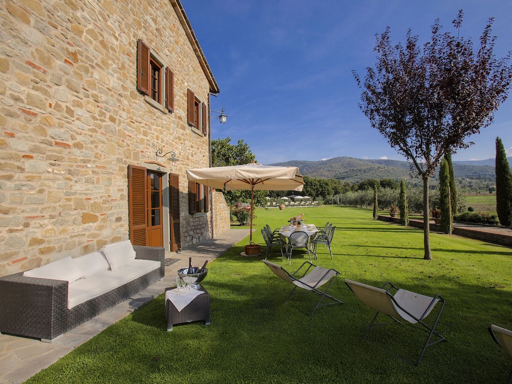 Cortona Vacations - Agriturismo Near Cortona With Swimming Pool - Property Image 7