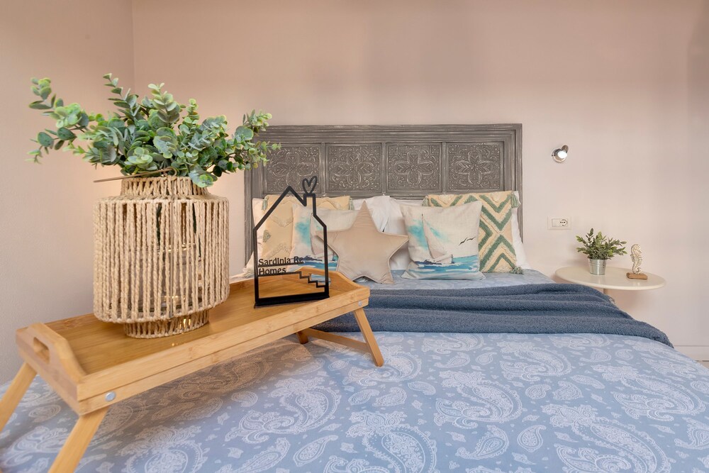 Sardinia Re - Loft Manno en Alghero — hotel room