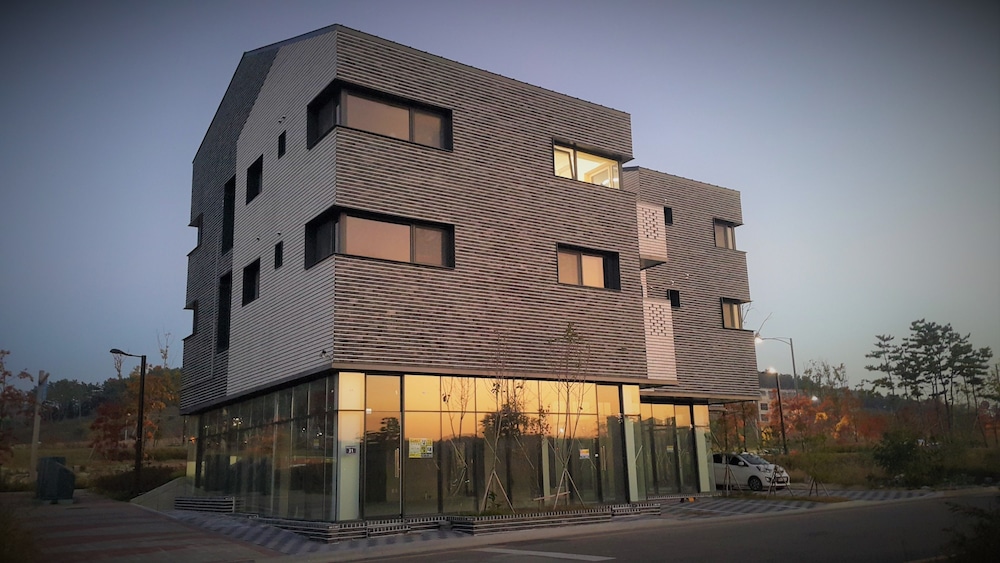 Airport Guesthouse Ko-In