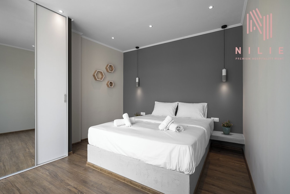 Bonsai Studios & Apartments, Nilie Hospitality MGMT